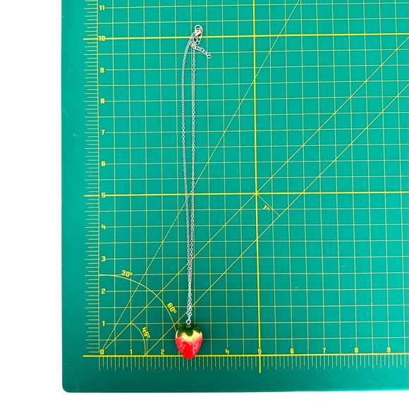 STRAWBERRY Pendant Silver Necklace - Picture 5 of 5